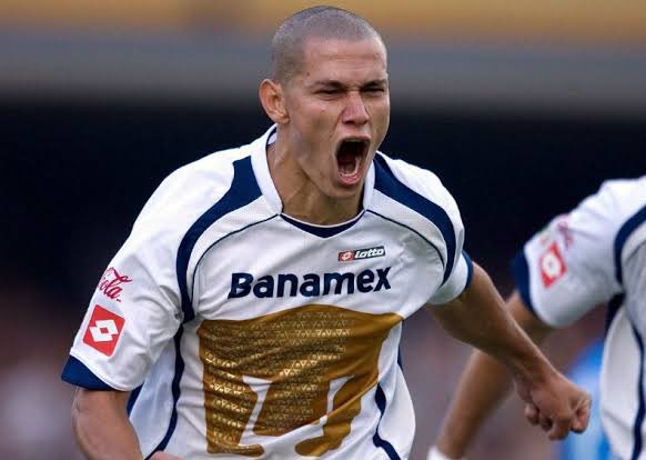 FabrizioDC_'s tweet image. 46 años del eterno capitán, Darío Veron y ya son ocho sin que nadie, absolutamente nadie, pueda llenar ese gafete.
LEYENDA DE UNIVERSIDAD NACIONAL