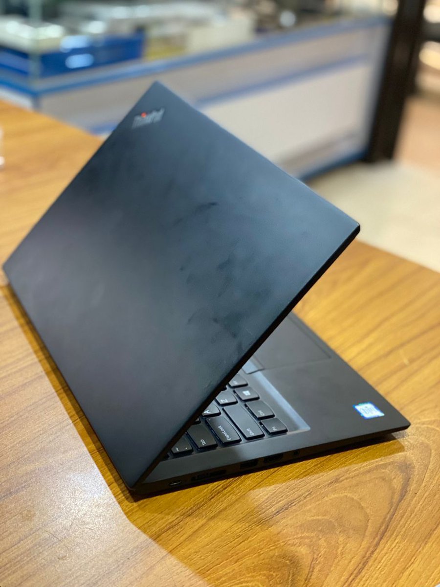 DavsimGroupLtd's tweet image. Power, performance, and portability in one sleek package!
ThinkPad T490
8GB RAM | 256GB SSD
8th Gen Intel
UGX 1.2M – 1.3M
Call/WhatsApp: 0782 178288