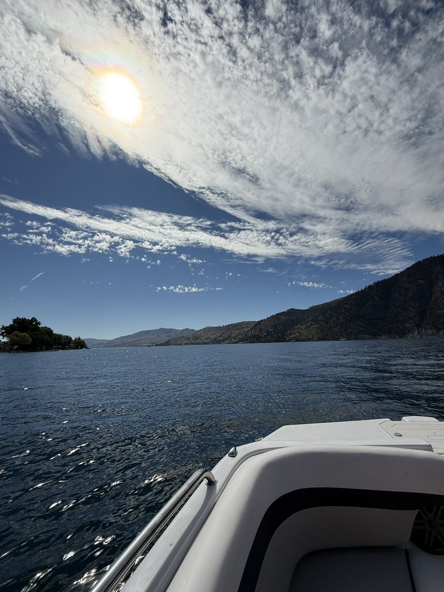 kamathematic's tweet image. work from boat