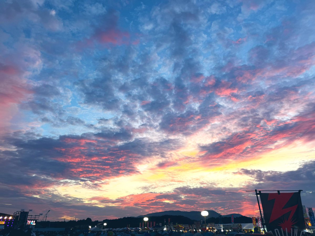 mikusuke_photo's tweet image. 今日が楽し過ぎた！！！
男鹿の空はいつも綺麗で、毎回空撮ってる📸