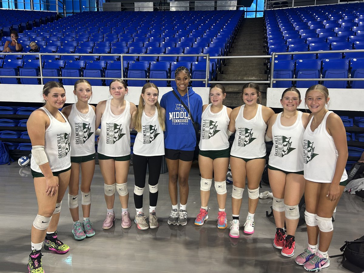 GMSDEVILSVB's tweet image. GMS Volleyball had the BEST time at MTSU Volleyball Camp! 💚🏐
We learned so much, played a ton of volleyball, and made memories that will last forever!
💥 During playday:
JV went 9-4
Varsity went 11-1