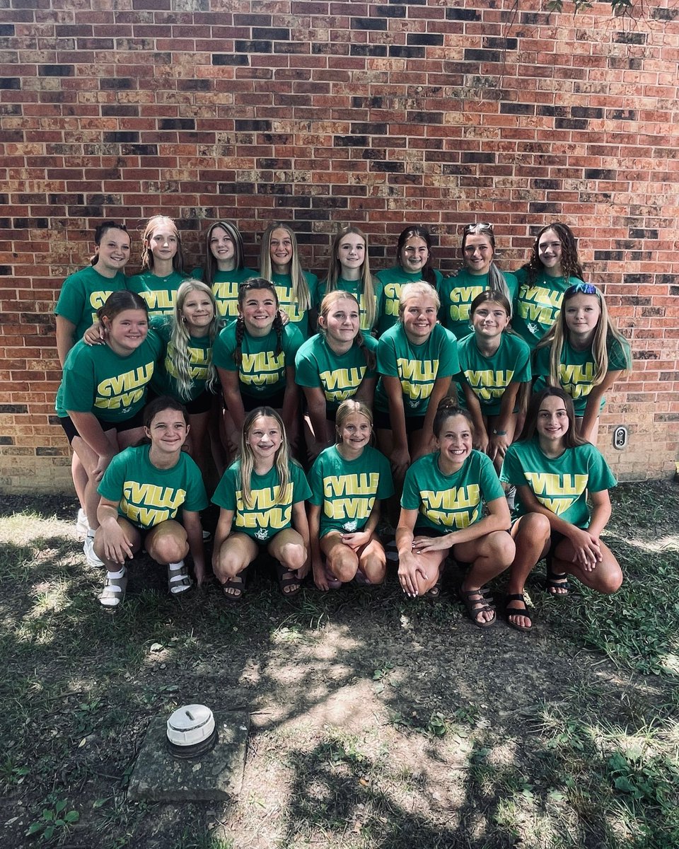GMSDEVILSVB's tweet image. GMS Volleyball had the BEST time at MTSU Volleyball Camp! 💚🏐
We learned so much, played a ton of volleyball, and made memories that will last forever!
💥 During playday:
JV went 9-4
Varsity went 11-1