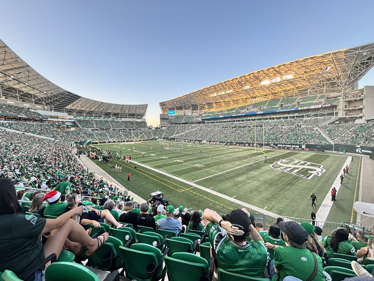 AMANDAbolic's tweet image. Best fans in the CFL!

📍Riderville