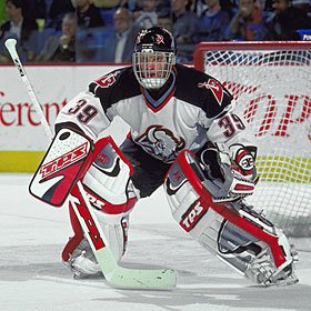 SocTransitLover's tweet image. Juuse Saros on my team vs my opponent's borderline AHLer