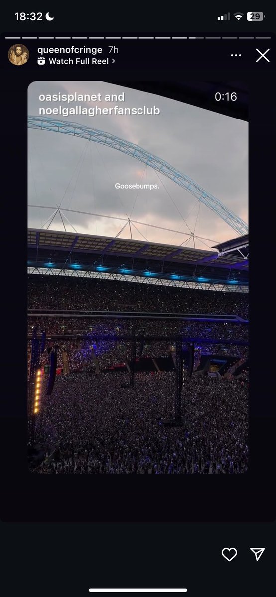mybigmouthh's tweet image. the concept of debbies sister reposting noel playing half the world away. the concept of them being one big happy family😭😭😭🙏🙏🙏