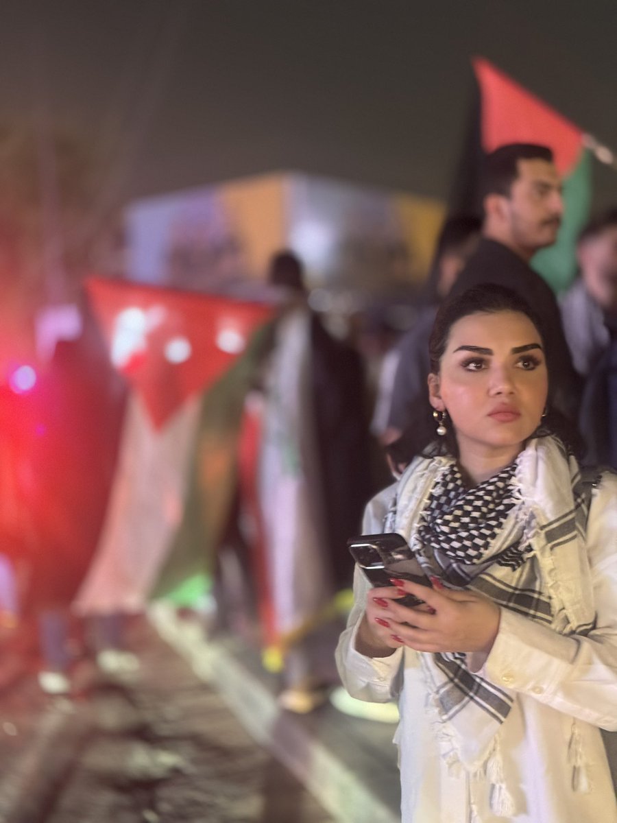 MunaSami10's tweet image. الآن..
نحشّد لمسيرة من بغداد من سيد الحليب في المنصور الى السفارة المصرية، نرفض فيها التجويع والإبادة التي يتعرض لها الشعب الفلسطيني في غزة..
انضموا الينا
#كلا_للتجويع
#افتحوا_المعابر
#فلسطين_حرة