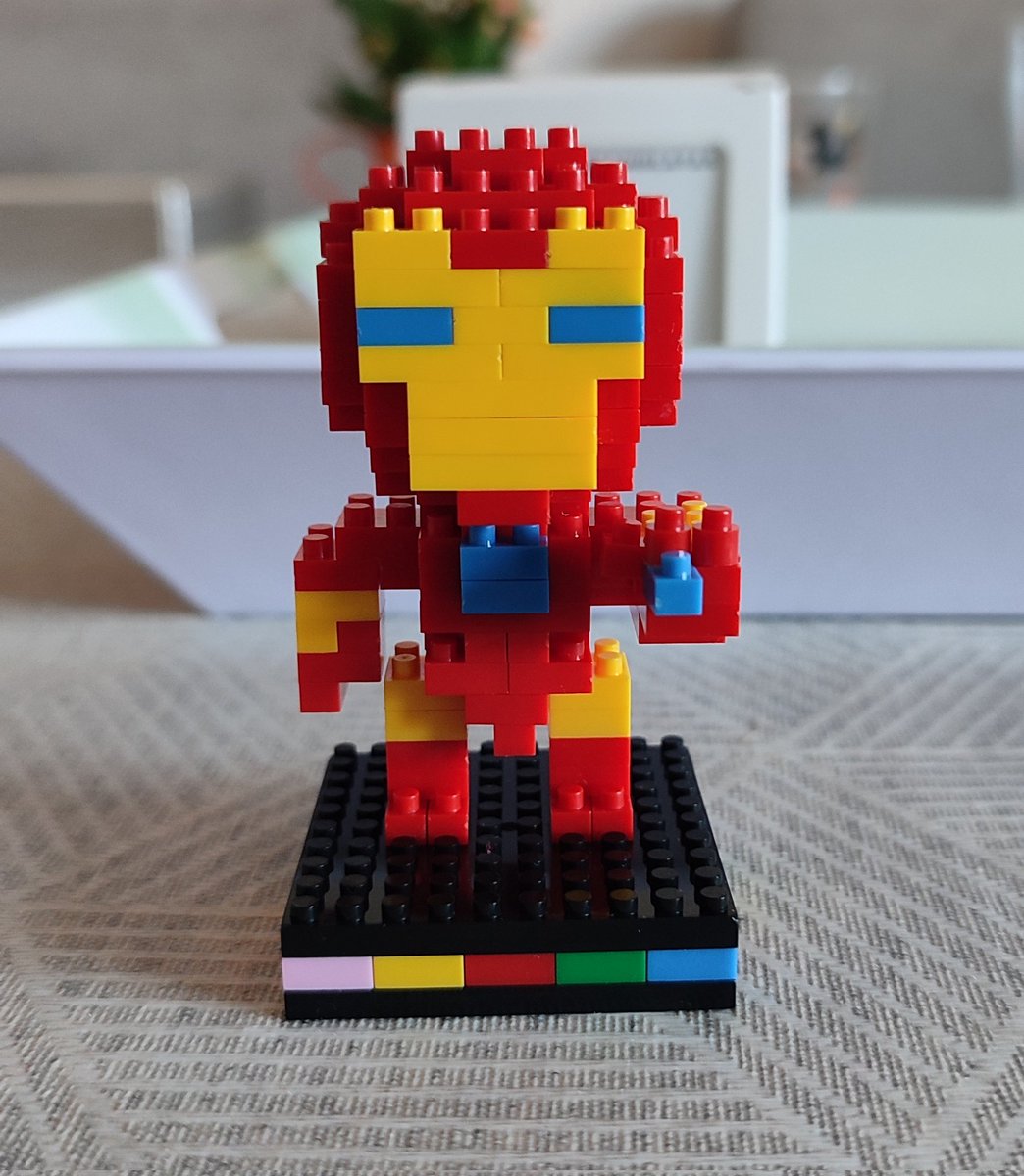 MarcosAD87's tweet image. Tarde de Pixoworld montando con mi hijo a 'Antonio el Pecholatas' 🤖❤️💛