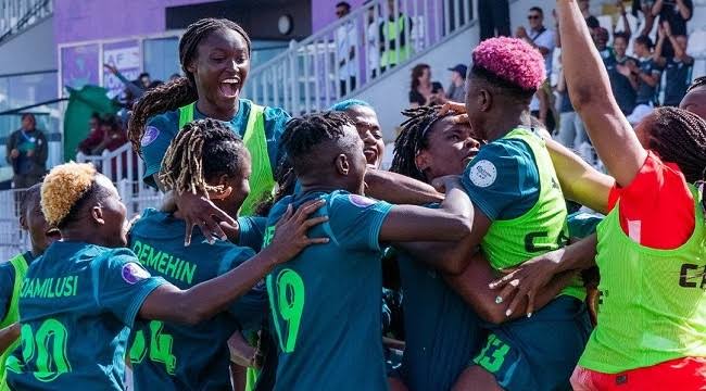 radionigeriahq's tweet image. Tinubu commends Super Falcons, sends delegation ahead of WAFCON final radionigeria.gov.ng/2025/07/26/tin…