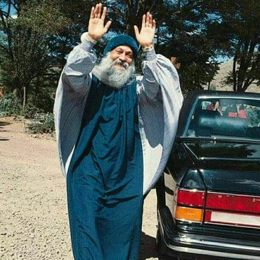 OshoDharma's tweet image. Trust is the word.
And in trust, truth happens.
To trust is to be ready to learn.
Yes, trust is the word.

To trust is to be a disciple.

🌼 Just Like That
#OSHO 🪷