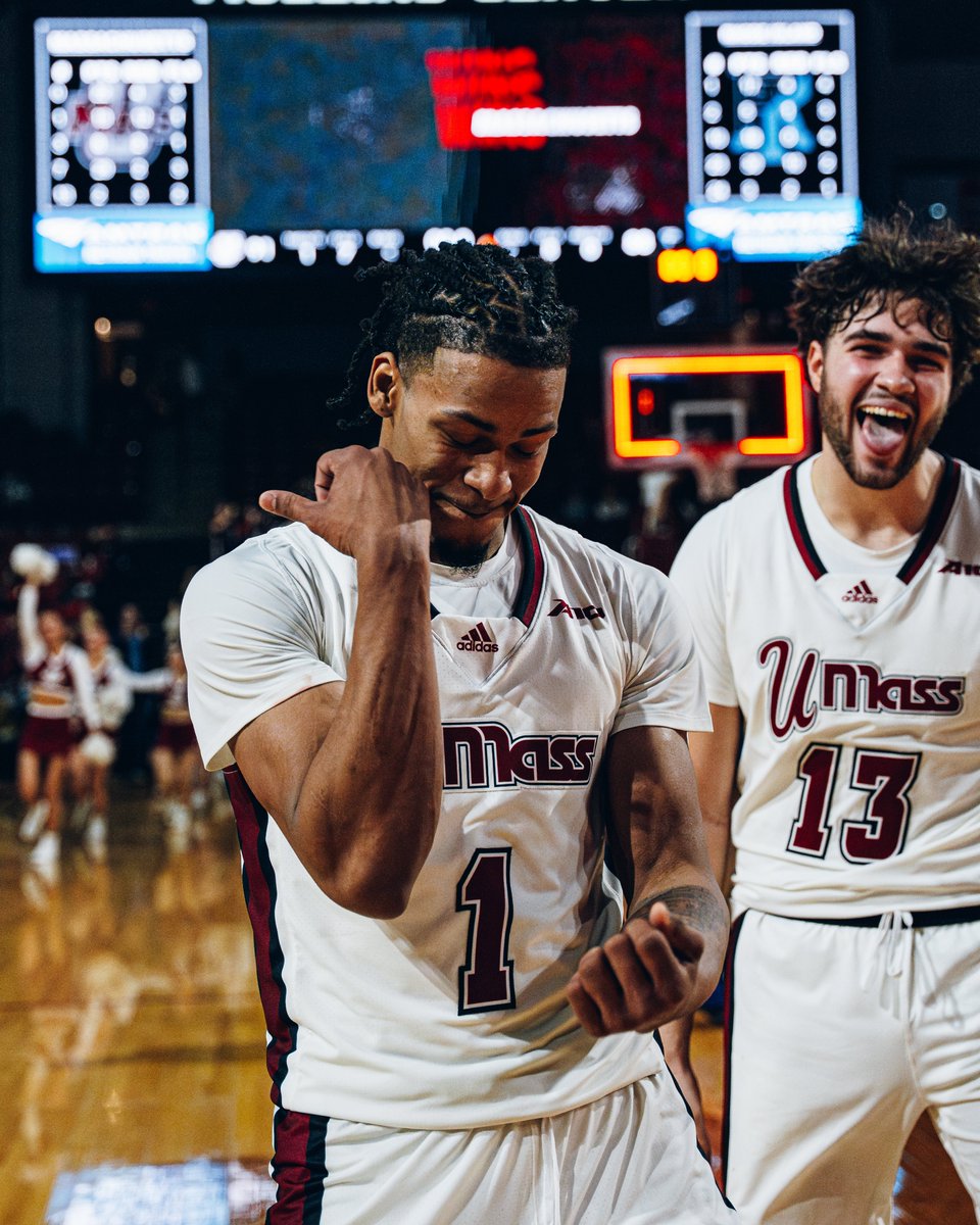 UMassMBB's tweet image. Missing this energy 🗣️🏀
100 days till the Minutemen are 🔙 in the Mullins Center
#Flagship🚩