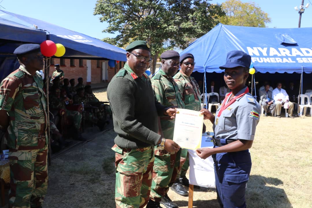ZBCNewsonline's tweet image. SECURITY forces have been implored to adhere to professional standards and ethics as the Second Republic continues to gain ground in fighting the drug and substance scourge and improve health service delivery.
zbcnews.co.zw/150-security-f…