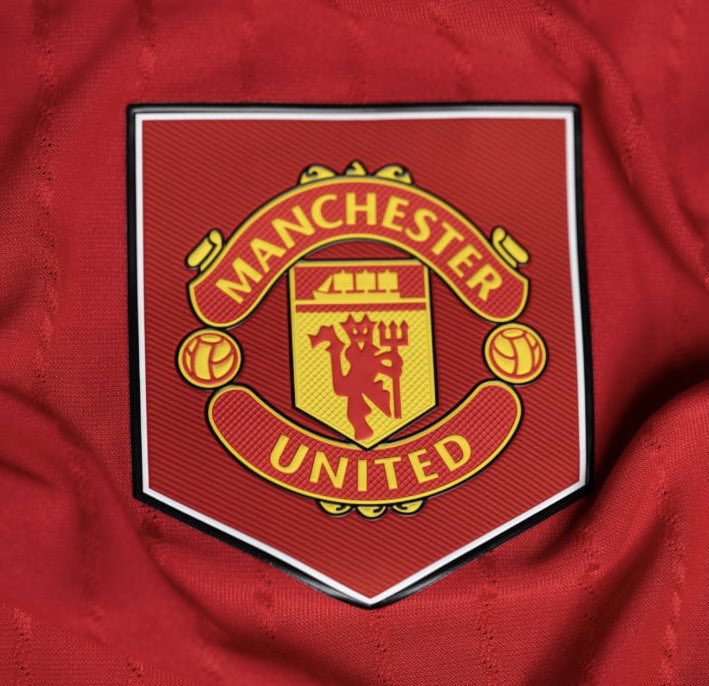 UtdLoyals_'s tweet image. 🚨- Manchester United are still discussing Benjamin Šeško as a possible striker signing, but there has been no official bid. Newcastle have also registered concrete interest. #MUFC (@FabrizioRomano)