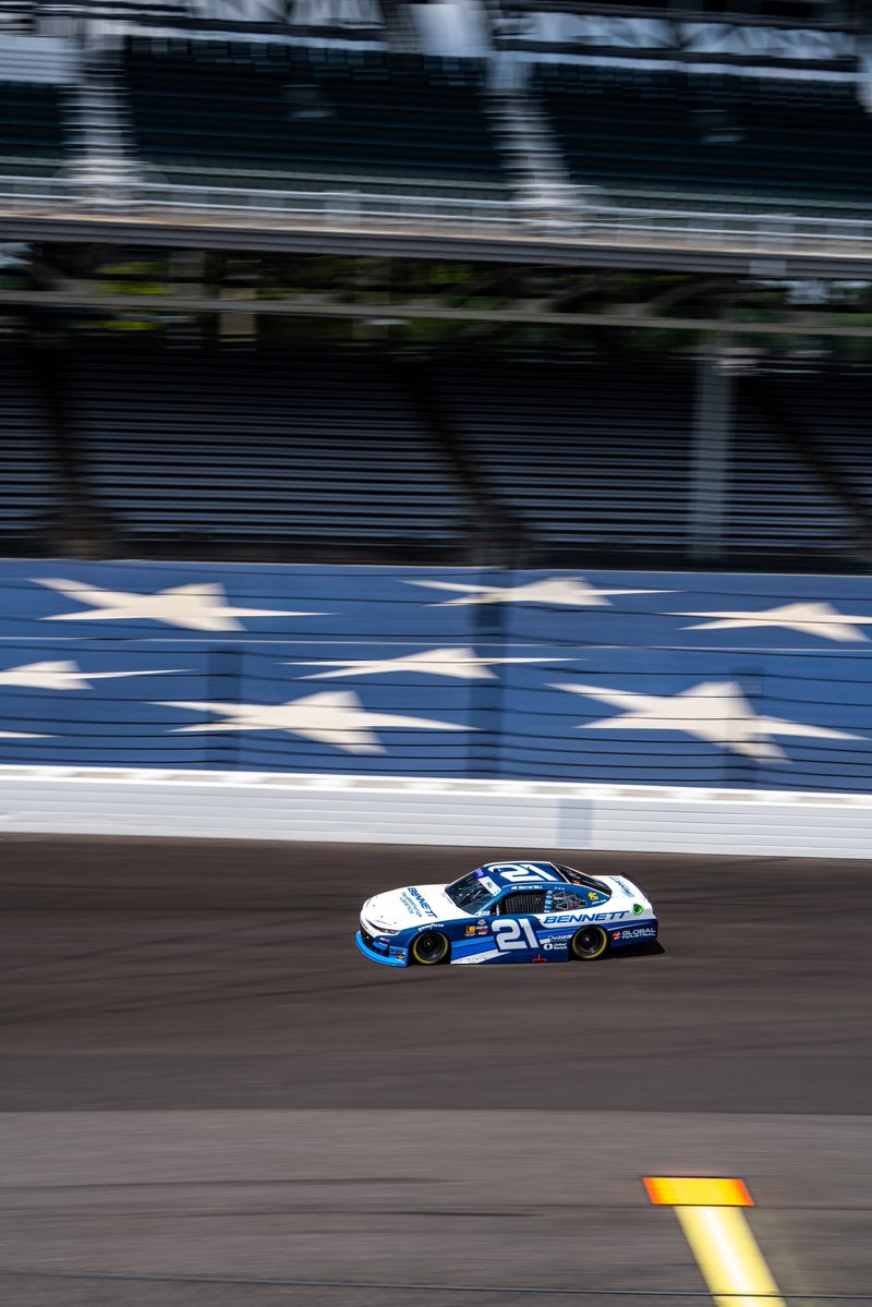 RCRupdates's tweet image. .@NASCAR_Xfinity Series Qualifying is complete @IMS.
P4: @jesselovejr1
P13: @_AustinHill
@WhelenMTRS | @BennettFamilyCo