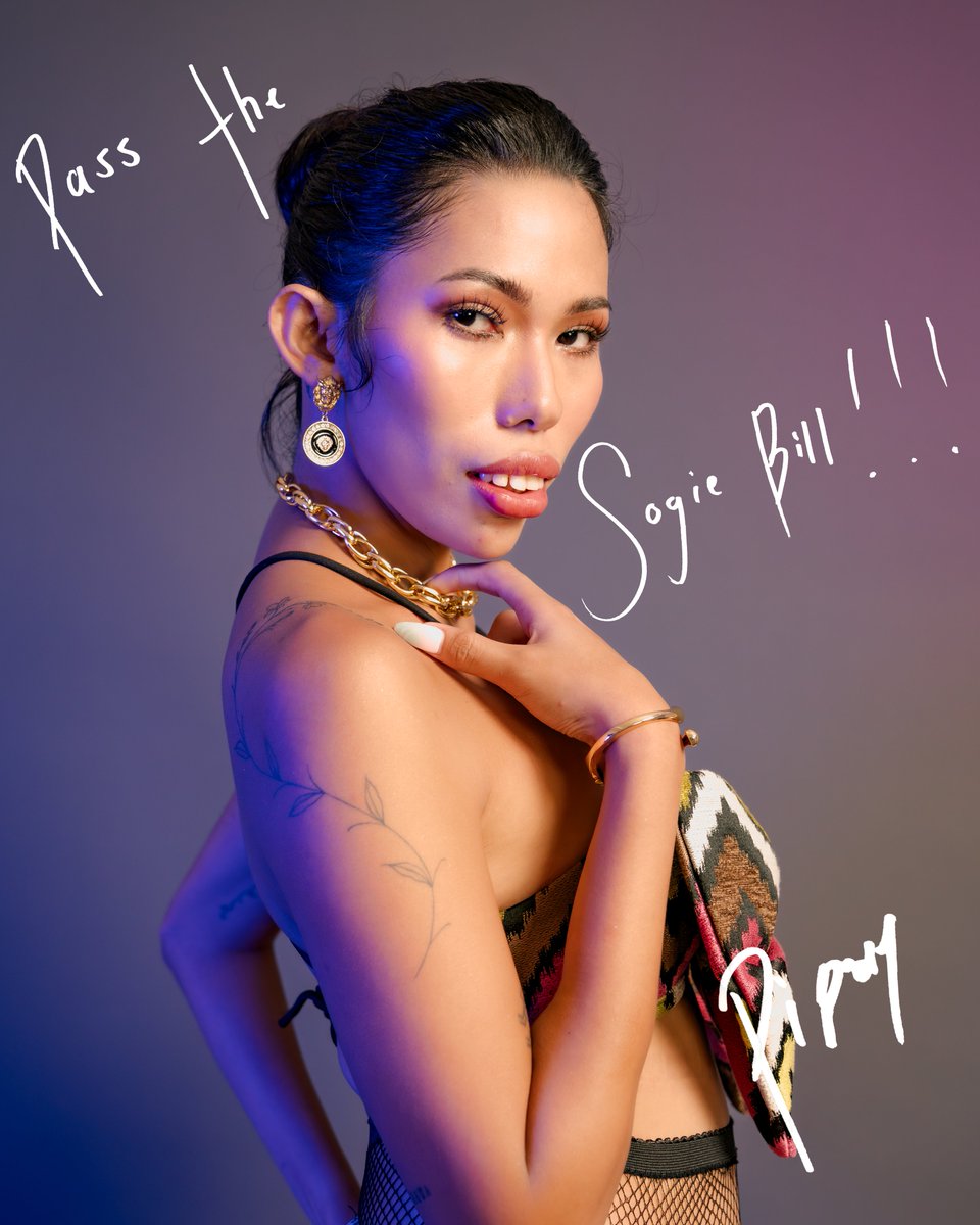 SaceNatividad's tweet image. #LOV3LABAN Official Artist Portrait for @tfpridePH — @pipaykipayy
Photography by @sacenatividad
Assisted by Elisha Alcaide and Kevin Sembrano
With the support of Aputure Philippines
#PuksaanSaDiliman #PridePH