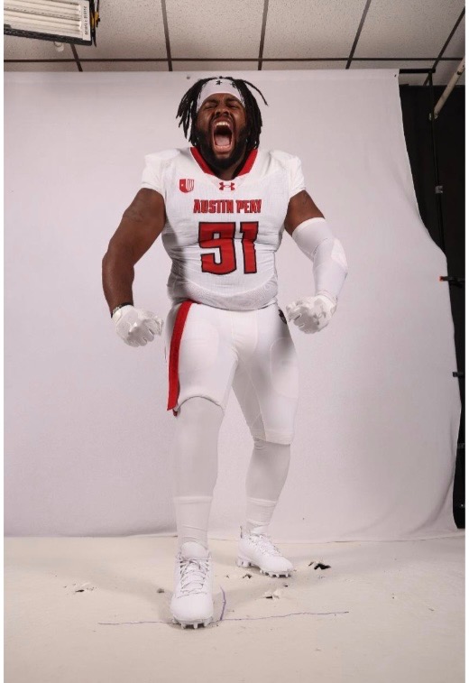Year 2 loading......🔋 
#gogovs 🎩 ❤️🤍🖤🎩