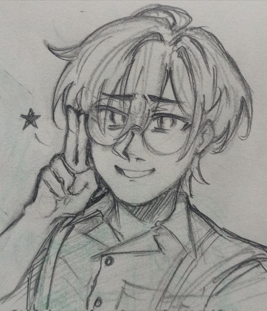 C0RIIANDER's tweet image. the glasses suit them ^^