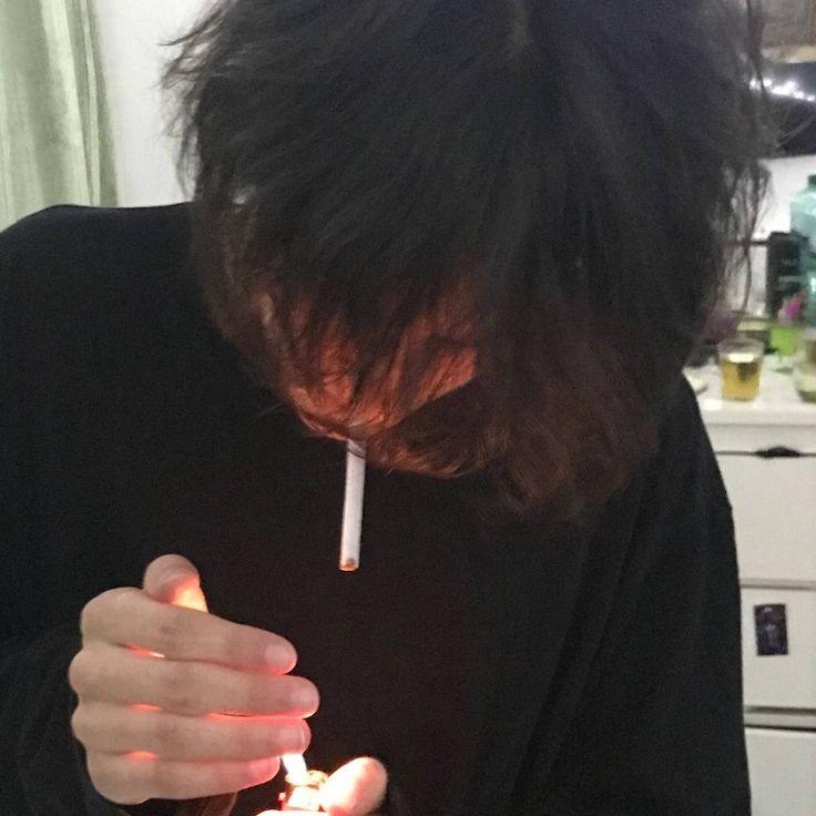 sevenuzz's tweet image. I just realized that I will be better off if I am alone and away from people, firstly because I hurt people and secondly when I fall in love I am an idiot because no one I love will love me that's it, with that said I'm just going to get high and focus on my art and music