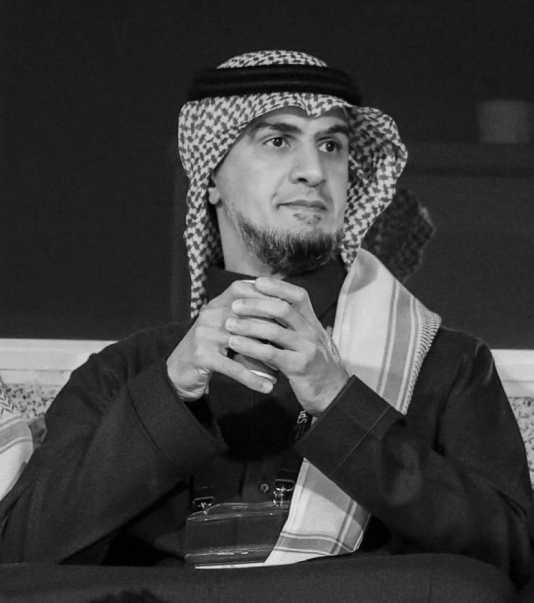 FM_502D's tweet image. 🔵 عاجل | بُشرى لجماهير #الهلال:
بحسب مصادر رياضية متعددة تقدم #فهد_المفرج المدير التنفيذي للجهاز الإداري باستقالته رسميًا عبر البريد الإلكتروني مغادرًا أسوار النادي بعد أكثر من 12 عامًا من العمل الإداري
الهلال على أعتاب عهد جديد… والرحيل تأخّر كثيرًا