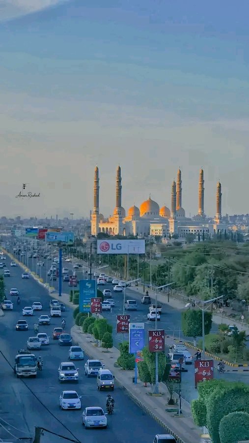 تدري وش اخر بيت فيها كتبته
انا اكتفيت بها على باقي الناس
ابو بكر ال عبيلة