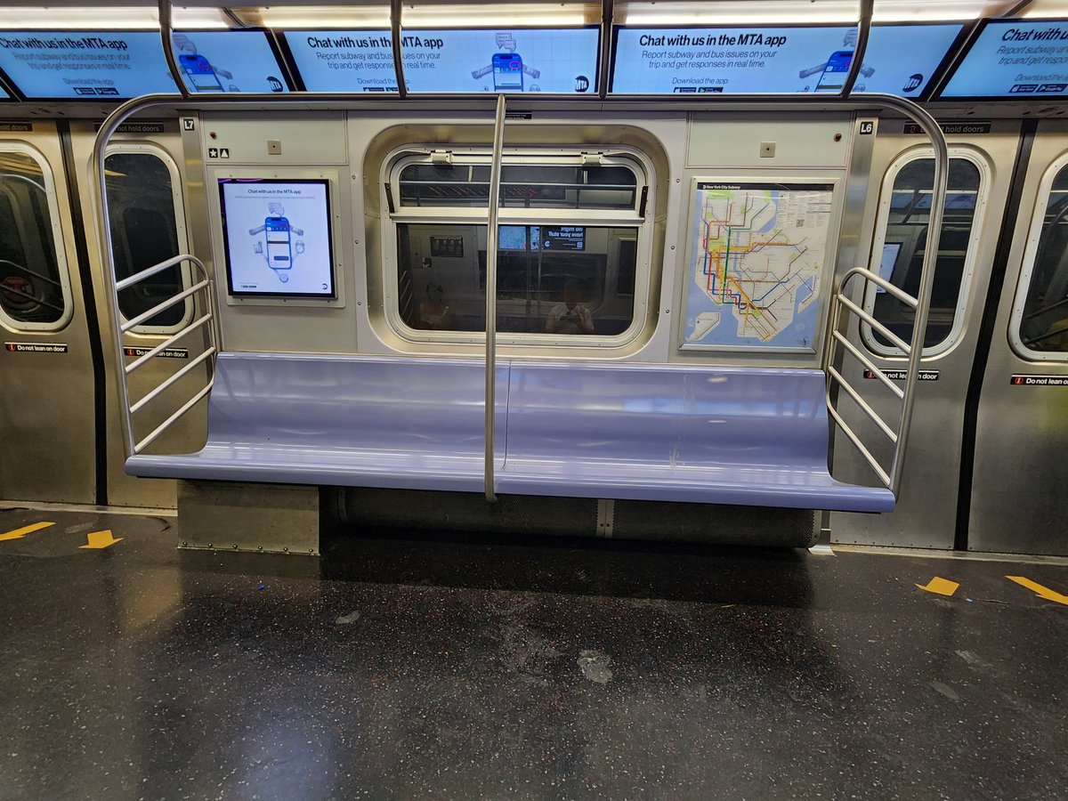 stanleymwc's tweet image. Someone rubbed one out on the F train? 🫣 #MTA #SeeSomethingSaySomething #NYCproblems #dontsitthere