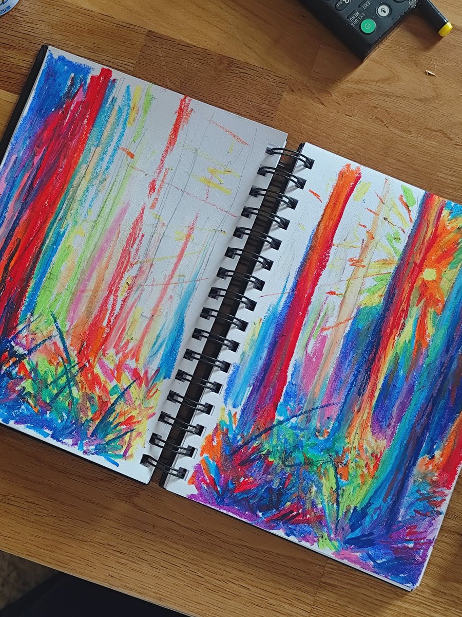 milkisweiird's tweet image. Oil pastels again