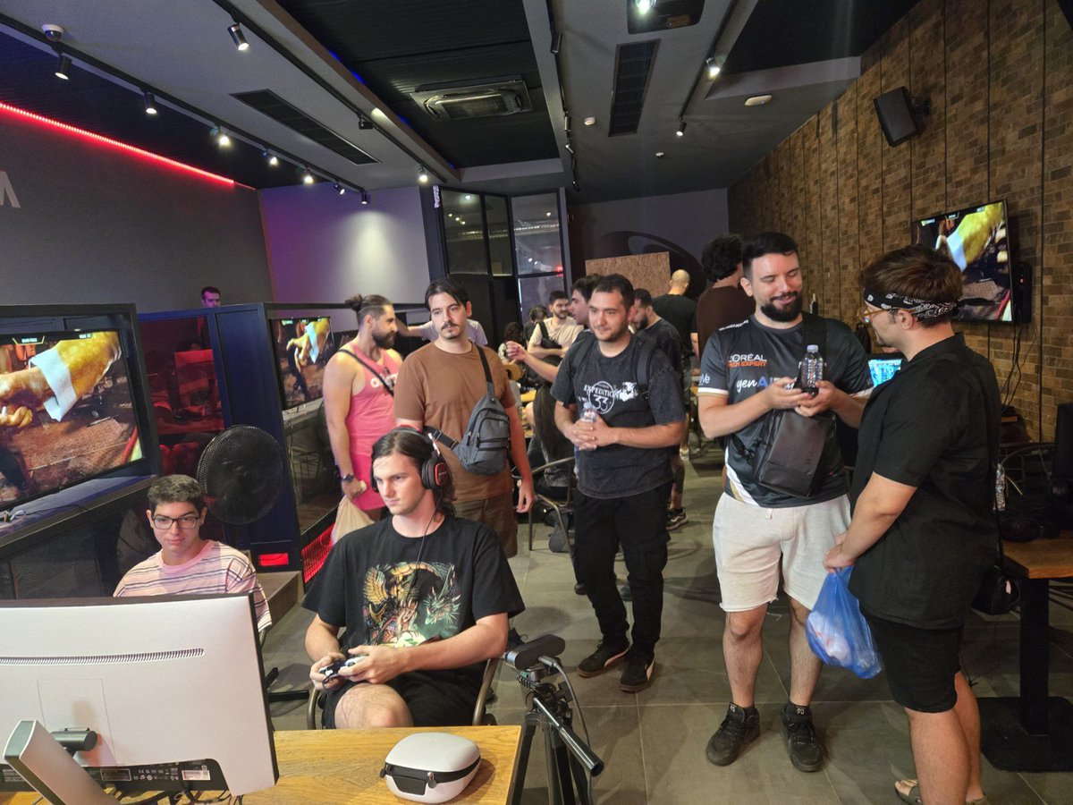 LegacyOfKaiser's tweet image. Top 8 for our #TWT2025 Europe 2 Dojo Event 64+ has just begun!
Winners Side
🇬🇷 @FGC_Nivek vs 🇬🇷COBRASXETOS
🇬🇷 @corporation_gg vs 🇬🇷 @TKZ1sis
Losers Side
🇬🇷 @HarrisKydonakis vs 🇬🇷@Kwstakyss
🇬🇷@Vaan_GR vs 🇬🇷 Mefisto
Livestream Link
twitch.tv/clashoftheolym…