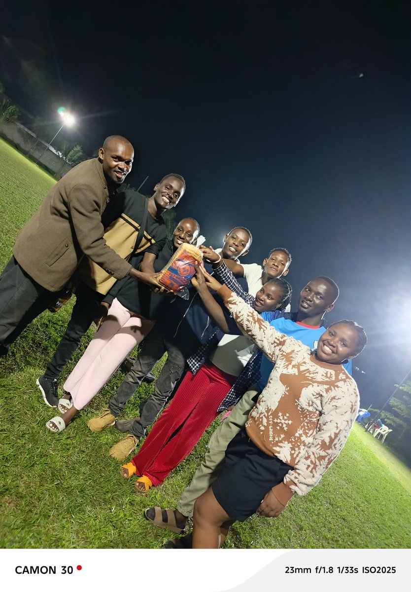 KarereFc's tweet image. We networked and ate bread colleagues 😋😋
Thank you @tejbreadandpizz for thinking about us 🥰❤
#tejtournament
