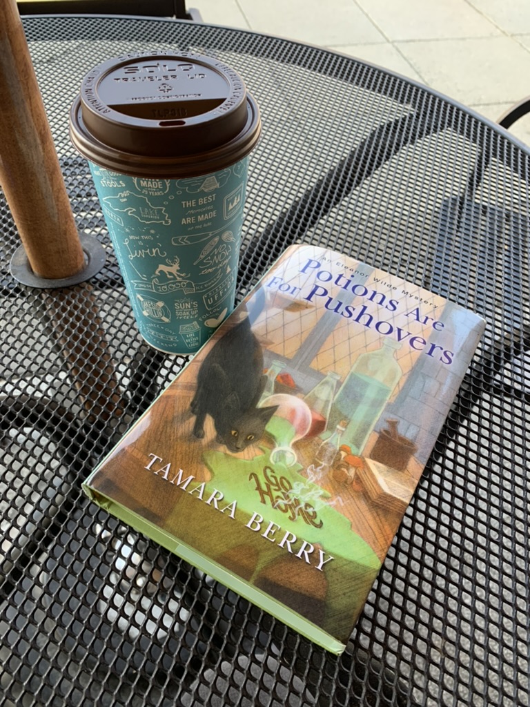 Happy Cozy Mystery Reading!

#amreading #sleuthers #cozymysteries