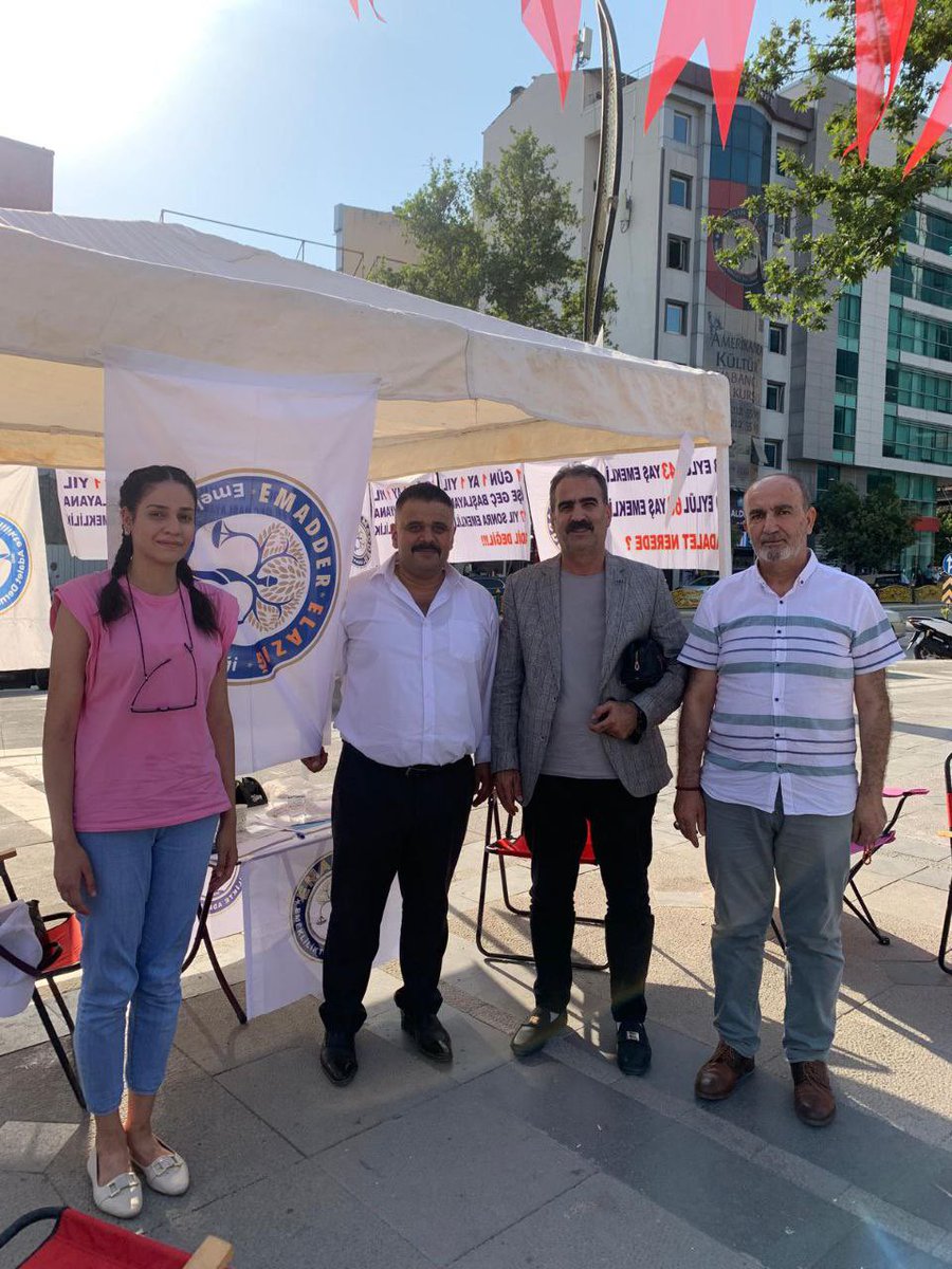 🔹 Emeklilikte Adalet Mücadelesine Bir Destek Daha!

Bugün standımızda çok kıymetli bir misafirimizi ağırladık.
Anahtar Partisi Elazığ İl Başkanı Sayın Yüksel Ercan <a href="/yukselercan23/">Yüksel Ercan</a> , mücadelemize destek vermek ve dayanışma mesajlarını iletmek üzere bizleri ziyaret etti.

Adaletin