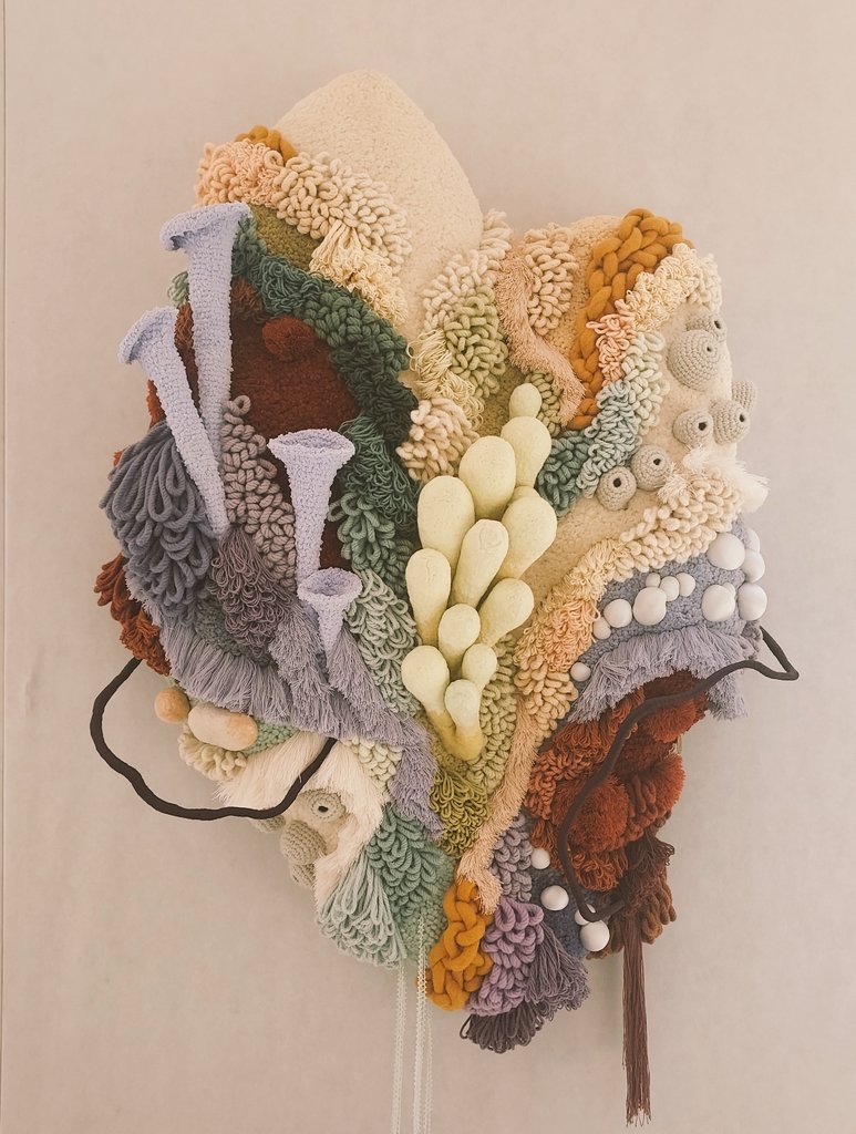 womensart1's tweet image. Current exhibition of Portuguese artist Vanessa Barragão&apos;s fantastic recycled textile art installations, at Colombo, Lisboa .... #GoSeeArt !