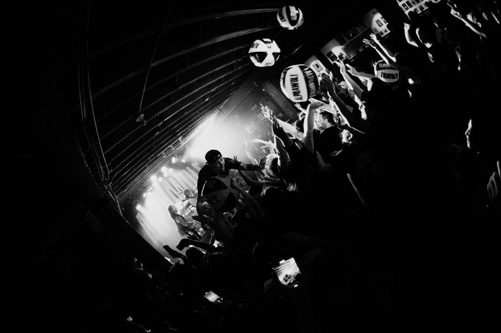 Richmond, VA - thank you for the intimate vibes! We needed that more than you know 🖤

2 more shows left of Summer Of Loud

Today - Bristow, VA @ Jiffy Lube Live
Tomorrow - Charlotte, NC @ PNC Music Pavilion

P: <a href="/uglivia/">olivia 📸</a>