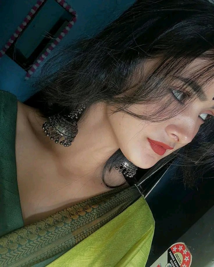 تجھ سے دوری کاہمیں دکھ تو بہت ہے لیکن  
تیری قربت کے ہم  اسباب _کہاں سے لاتے؟؟
Good Night 🌙 
#اردو_زبان