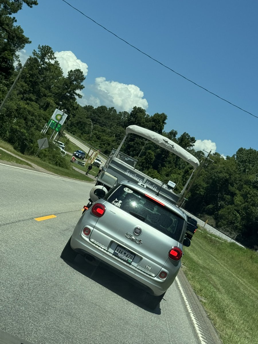 IdMintThatAgain's tweet image. Stuck behind an accident on a two lane hwy for the last 30 mins…
Wait for me, Asheville 🥹