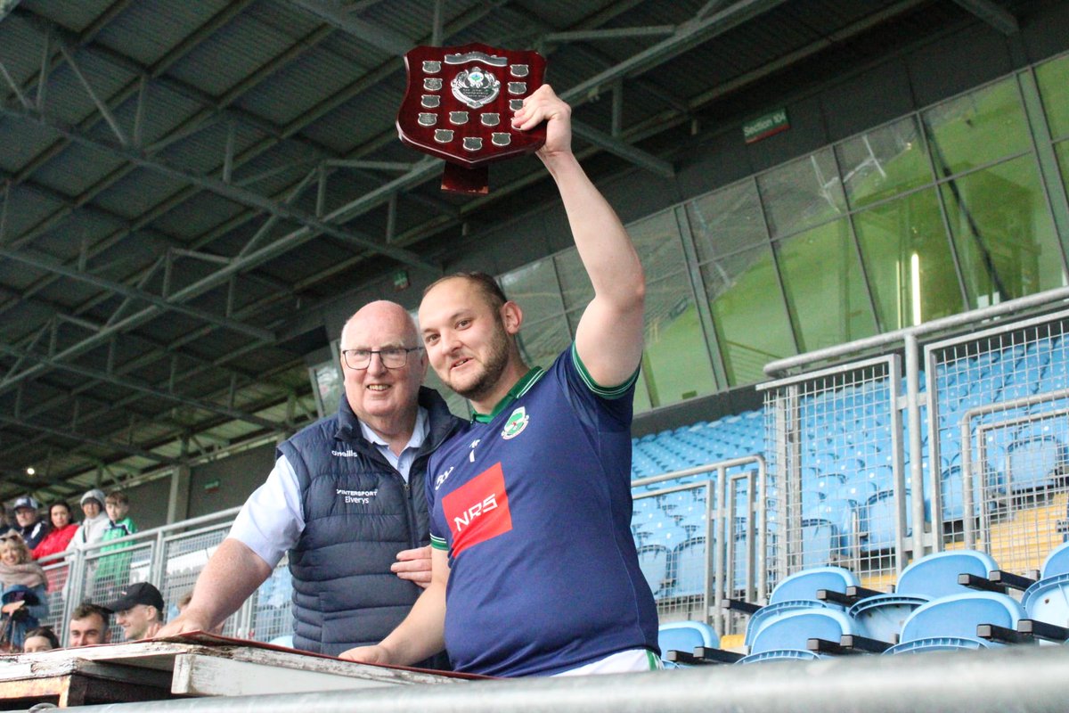 Congratulations to Ballaghaderreen GAA Club on winning the Primary Junior B championship final today in Hastings Insurance MacHale Park.

Michael Diskin CCC Chairperson presented the Cup to Ballaghaderreen captain Thomas Dillon. 🏆

Well done to Conor Moriarity todays player of