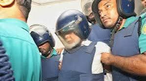 shahalamsajeeeb's tweet image. Some believe that former Chief Justice ABM Khairul Haque committed a crime by delivering the verdict that annulled the 13th Amendment to the Constitution.
First of all, according to the Constitution and the law, judges are independent in delivering any kind of verdict based on…