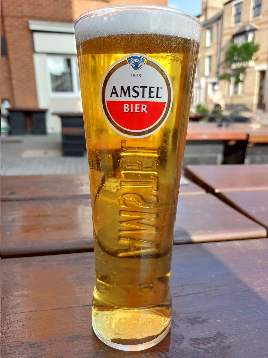 SkinTrader2's tweet image. Fuck you, world. You're an awful place to live in. Thank goodness for beer.
