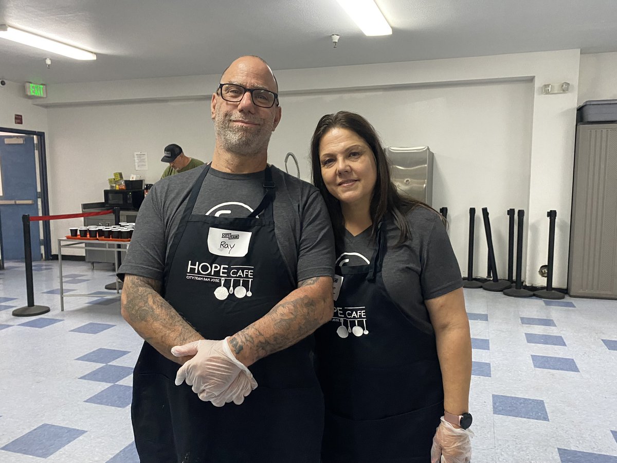 👩‍🍳 Our partner <a href="/churchonthehill/">Church on the Hill</a>  helped create a restaurant-style dining experience for 160 guests! They graciously served and played worship music, allowing the attendees to enjoy their meal with dignity and respect.

🙏 Thank you to all who helped this Hope Cafe!  #volunteers