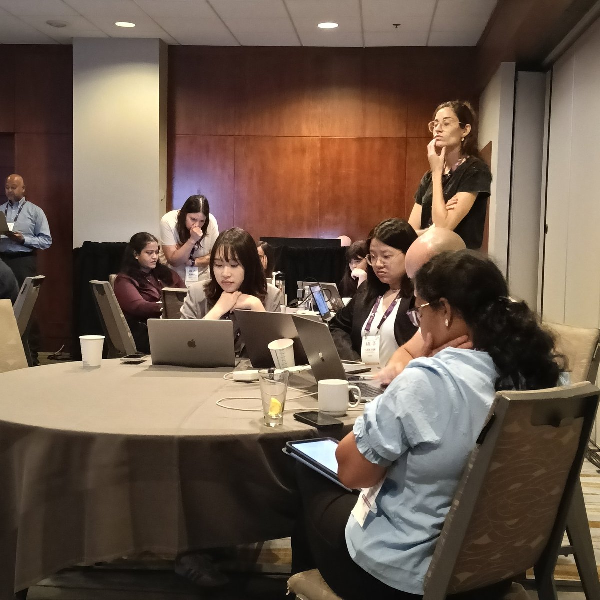natvilortejedor's tweet image. #preAAIC25 is here!
Yesterday we had the chance to teach @ISTAART Immersive &quot;Basics of Genetics&quot; 🧬!
Huge thanks to the entire team for the huge work behind it, and special shout-out to @taviaevans for the amazing organization! 🙌🏾
#AAIC2025 #ISTAART