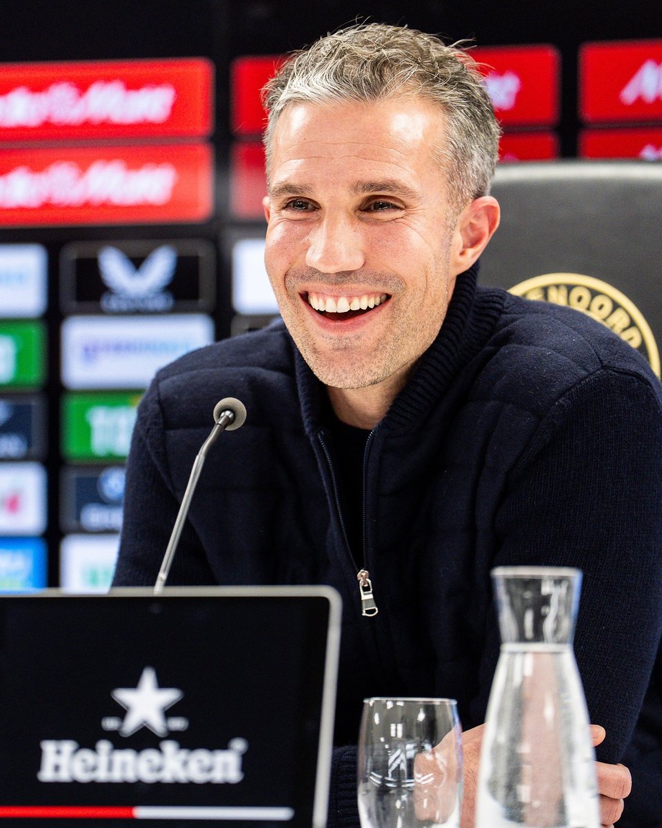 ActuDZ_'s tweet image. ๐ฌ Robin Van Persie :
ยซ Anis Hadj-Moussa ? Ce n'est pas le moment pour qu'il nous quitte. ๐๐ฒ๐ฎ๐๐ฐ๐ผ๐๐ฝ ๐ฑ๐ฒ ๐ฐ๐น๐๐ฏ๐ ๐'๐ถ๐ป๐๐ฒ๐ฟ๐ฒ๐๐๐ฒ๐ป๐ ๐ฎ ๐น๐๐ถ, ๐ฒ๐ ๐ฎ๐๐ฒ๐ฐ ๐ฟ๐ฎ๐ถ๐๐ผ๐ป, mais en principe il reste ici, son contrat expire seulement en 2029. ยป
(@espn)