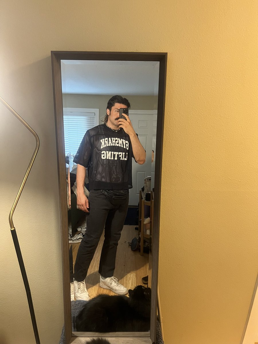 stevenbradleypw's tweet image. Fitcheck ft. My son goose