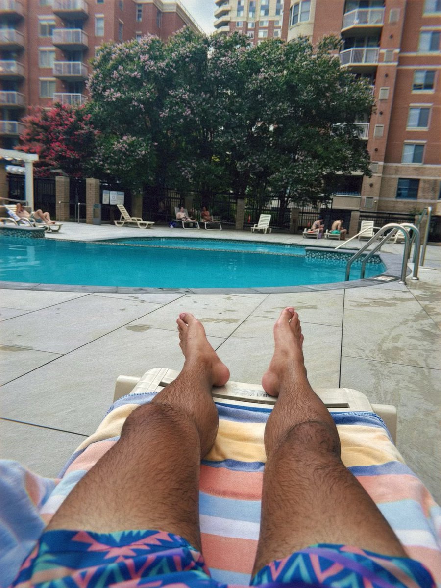 ryzwashere's tweet image. pool day ☺️