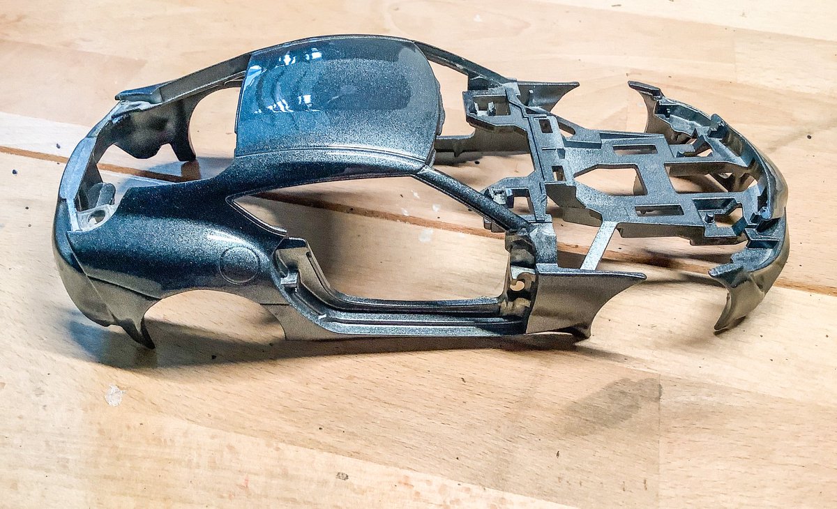 OlitzschG's tweet image. Supra mk5 - disassembled diecast model (*Tamiya kit serves as a spare parts donor*).🤘.
124Scale #Overhaul