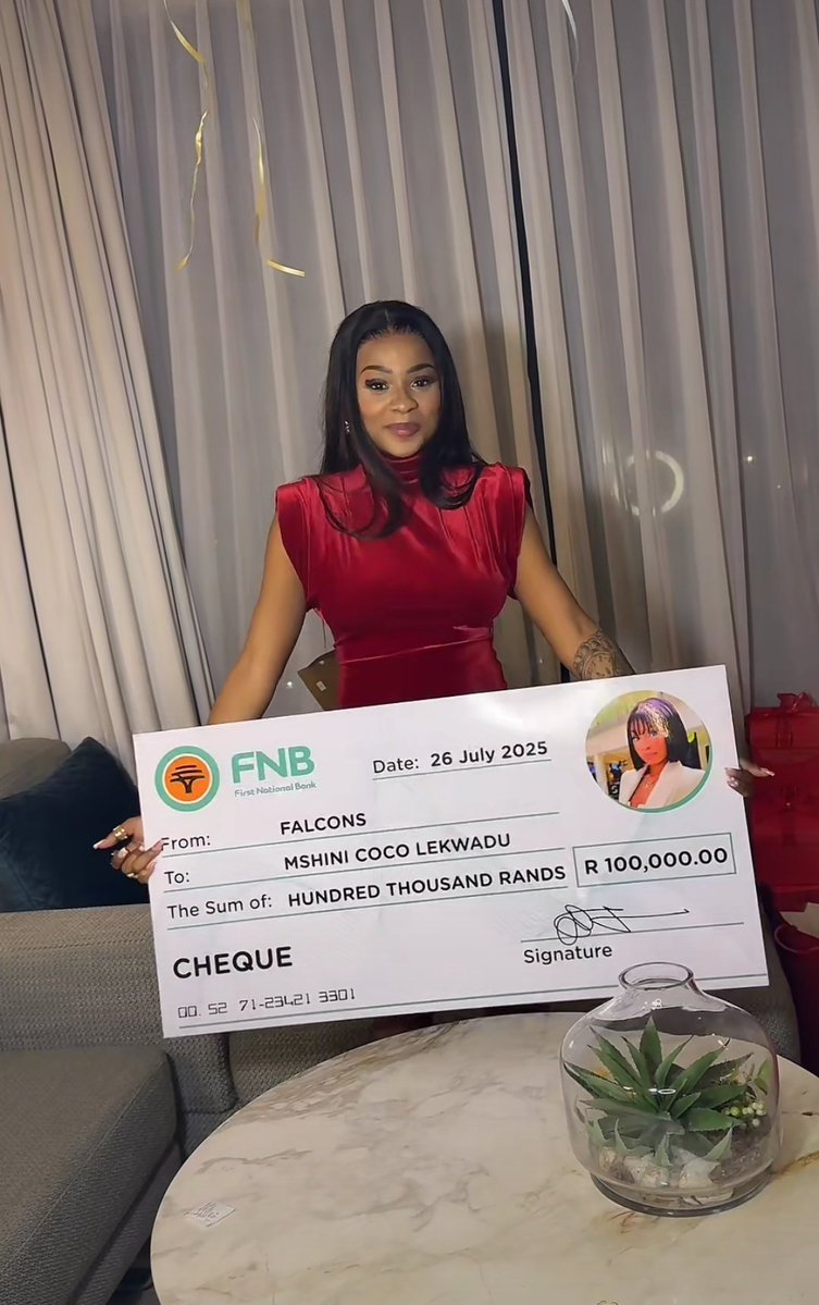 sheslovableMaya's tweet image. 100k falcons y&apos;all did that okay 😍👏 God is good!