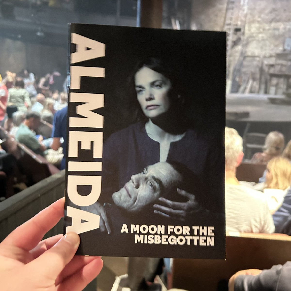 stevemcmahon13's tweet image. Ruth Wilson, Michael Shannon and David Threlfall in A Moon for the Misbegotten at the @AlmeidaTheatre!