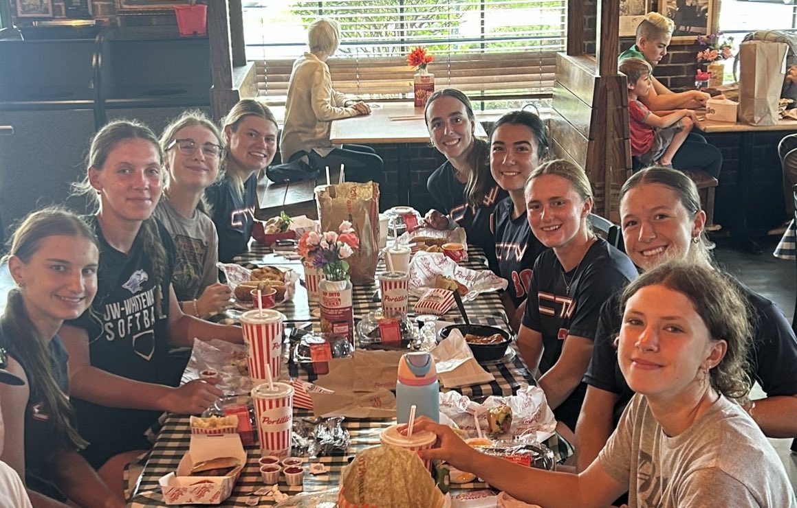 Last practice of the summer for this group ended with a Portillo’s run! 🍟Proud of all the hard work they put in  from Fall to Summer! 

Next stop, Myrtle Beach!! ☀️