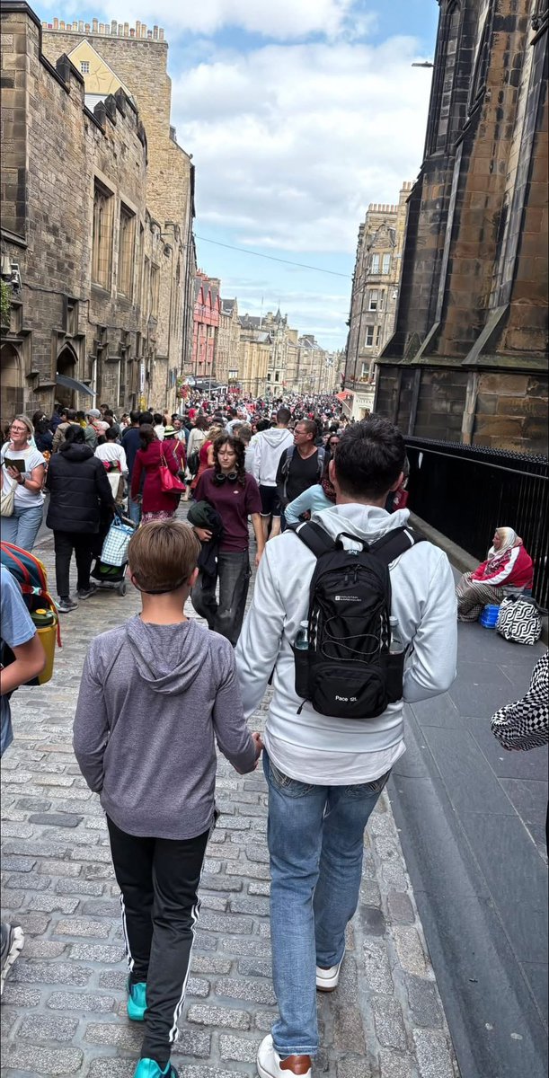 dmoscrip's tweet image. More wandering Around Edinburgh, Scotland.