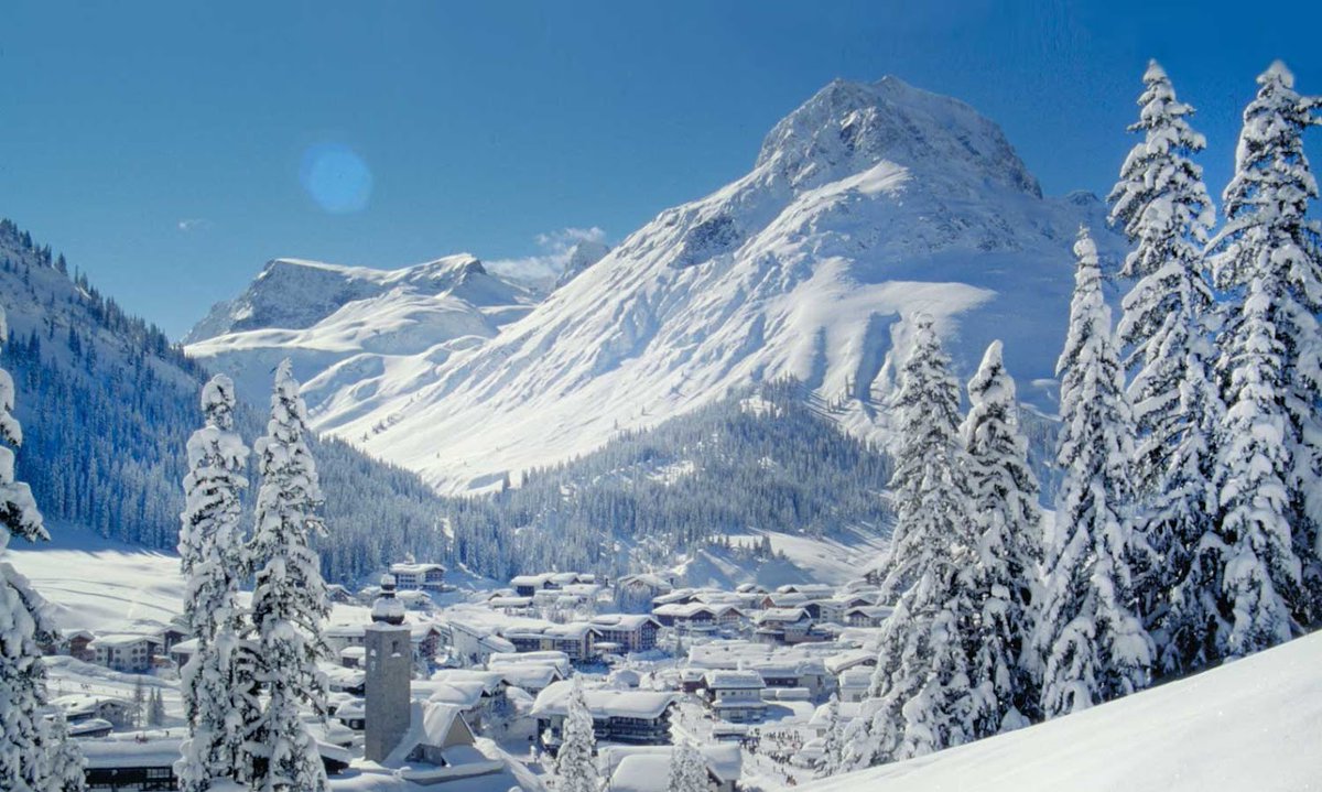 Stunning views, powder days and unforgettable skiing ... this is Lech, Austria 😍