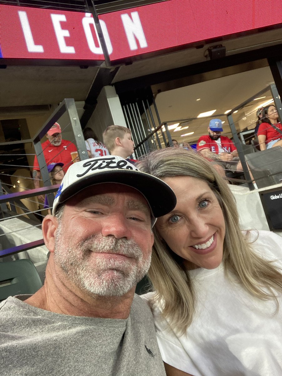 Happy Birthday to my beautiful wife of 28 years. Have your best day <a href="/skrubel4444/">skrubel</a>