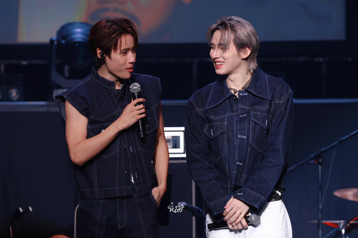Kori1008's tweet image. 𝑾𝒉𝒚 𝒕𝒐𝒖𝒄𝒉,𝑾𝒉𝒚 𝒔𝒎𝒊𝒍𝒆💖
#GMMTVMUSICONXJAPAN2025
#GMMTVMUSICONXJAPAN2025D1
#Hongshihoshi #nnutdan #LYKN