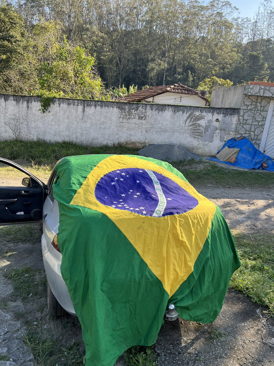 RodrigoRocha79's tweet image. Bora pro BUZINAÇO…. Eu no meu dia “menos” patriota….
LEVANTA BRASIL
POR JUSTIÇA E LIBERDADE